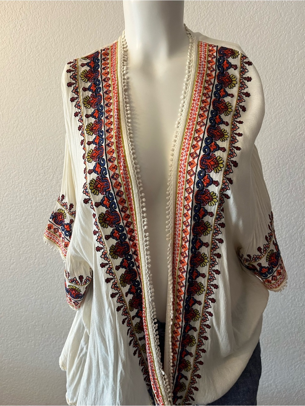 Cute Merona Embroidered Boho Open Front Kimono - Cream with Multicolor Trim